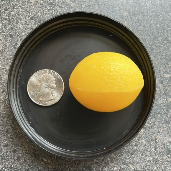 Hopificio Firenze ITALIAN LEMONS Finest Triple Milled Soaps Lemon Shaped 26.45oz - Picture 8 of 8